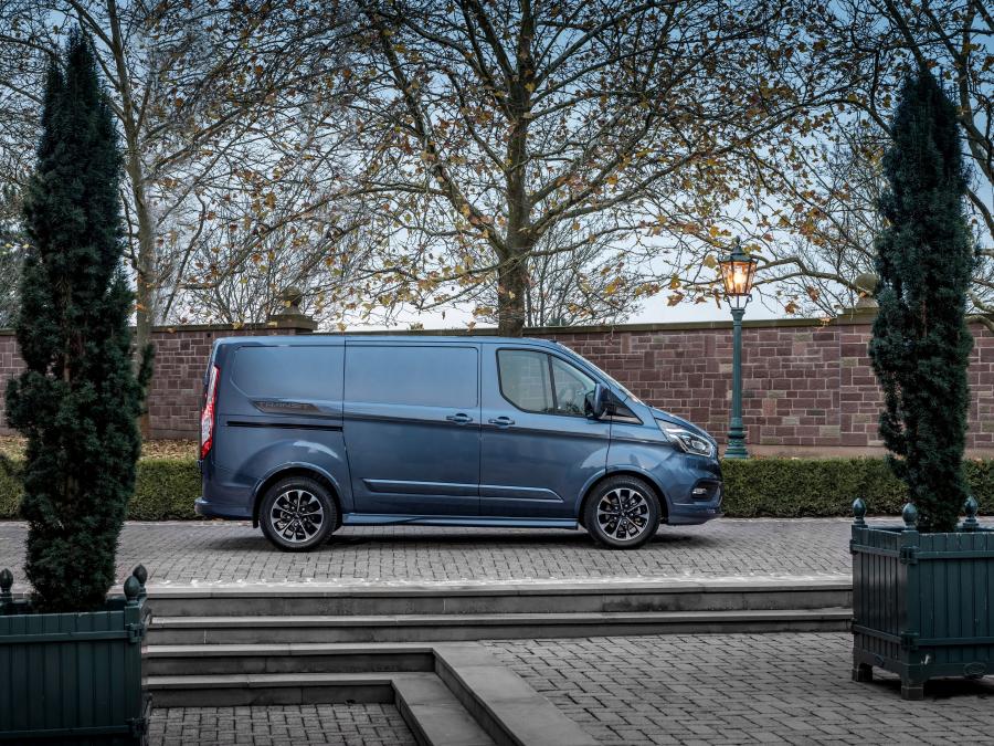  Ford Transit Custom Sport 2017 года  (WW) (фото 24 из 24)